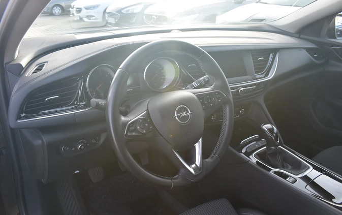 Opel Insignia cena 61100 przebieg: 59219, rok produkcji 2019 z Gryfino małe 562